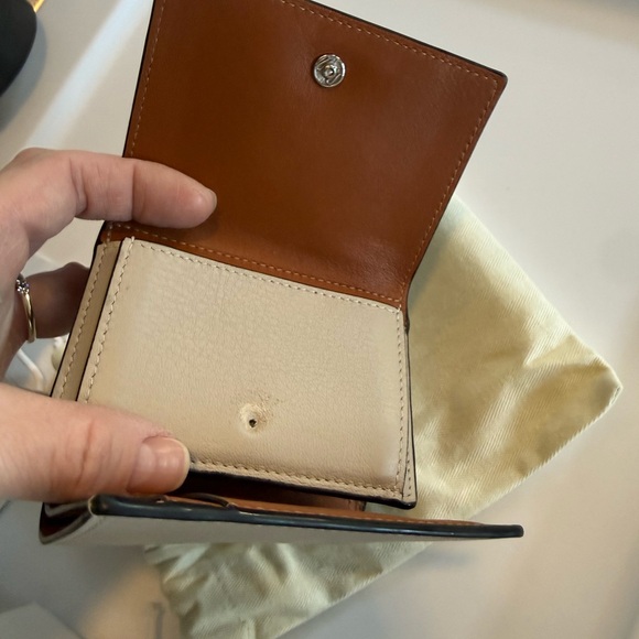 Loewe Beige Leather Card Holder - Picture 7 of 8